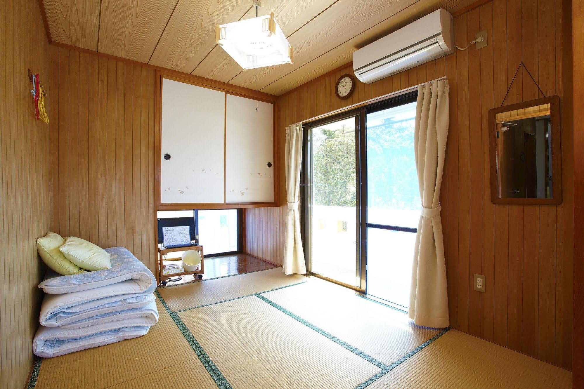 Minshuku Yadokari Zamami Exterior foto